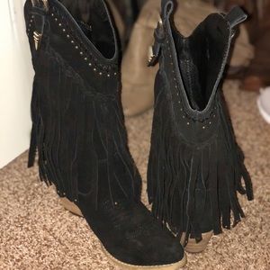 Fringe western boots
